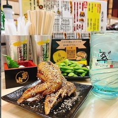 炭火の香り×外はカリッと中はジューシーな極上の手羽先