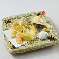 毎日新鮮な魚介や野菜が入荷！