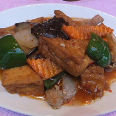 家常豆腐（チャーツァンドォーフー）