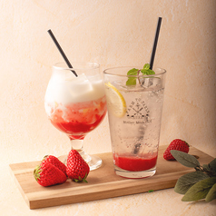 兵庫県産あまクイーンのいちごミルク / いちごソーダ