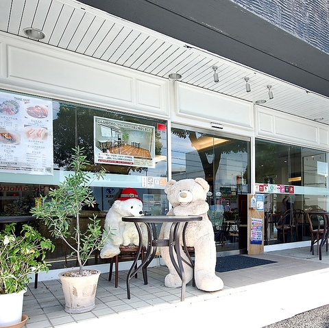 各種ケーキをご用意！当店不動のモンブランも♪※内容はスタッフにお声がけください