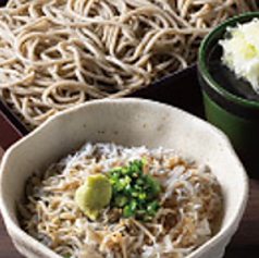 そばと釜揚げしらす丼(香の物・お口直し付)