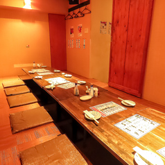 肉ト酒八丁堀酒場てっついの雰囲気3