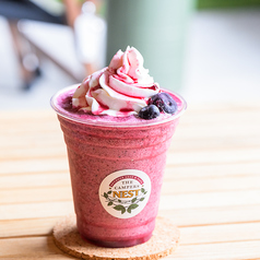 ブルーベリーカシスフラッペ