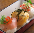 料理メニュー写真 てまり寿司（３つ）