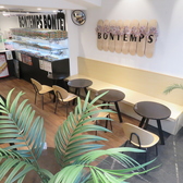 韓国カフェ BONTEMPS ボンタン 横浜石川町店の雰囲気2