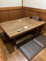 広々とした掘りごたつ席です。