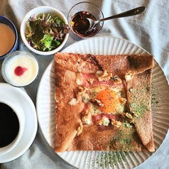 ブルーチーズとクルミのガレット