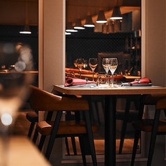 美しいインテリアに囲まれた静かな環境で、心地よい雰囲気を楽しみながら特別な時間を過しませんか♪旬の食材を使用したコース料理は、記念日を盛り上げること間違いなし◎