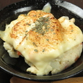 料理メニュー写真&nbsp;炙りチーズポテトサラダ