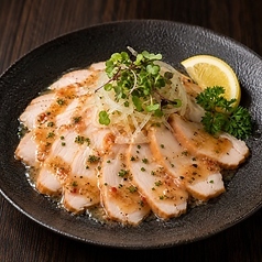 燻製チキンカルパッチョ