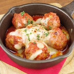 サルシッチャトマトチーズ焼き