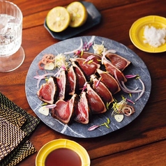 ◇ 必食！ ◇ 脂がたっぷりのった極上の一皿！高知県産カツオの藁焼き！の写真