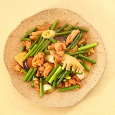 鶏肉ニンニクの芽炒め