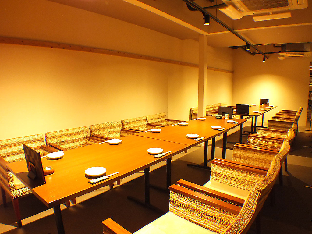 倉敷駅徒歩3分！えびす商店街すぐなので、終電まで時間を気にせずゆったりお愉しみいただけます。