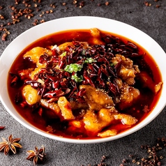 四川風水煮魚（白身魚の四川風煮込み）