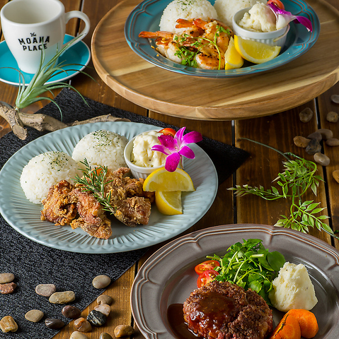 pP[LƃRR̃JtF The Moana place