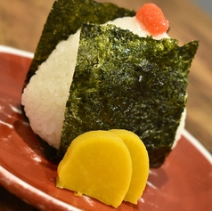 おにぎり 1ヶ (梅・しゃけ・明太・高菜)