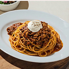 牛肉の赤ワイン煮込みのパスタ