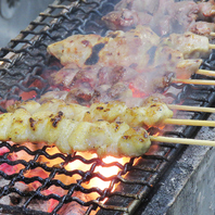 ◆炭火で焼き上げる絶品の焼き鳥！◆