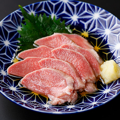 とんタン刺し
