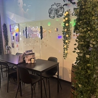 シンプル＆スタイリッシュ。Barのような居酒屋です。