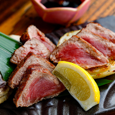 旬の食材を活かした炉端焼きと和の味わいを堪能