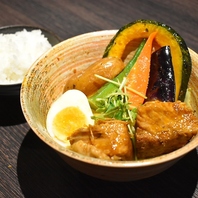 『とろとろ角煮カレー』1550円