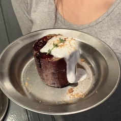 とろ〜り白が主役。甘さに溺れるご褒美デザートの写真