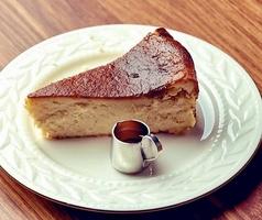 チーズケーキと彩りカレー Luna pienaの写真2