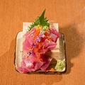 料理メニュー写真&nbsp;こぼれマグロ升盛り