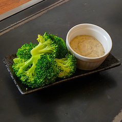 やみつきブロッコリー(アンチョビマヨネーズ)