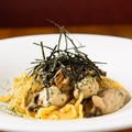 料理メニュー写真&nbsp;牡蠣とキノコの和風パスタ