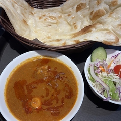 ナン+チキンコランブ