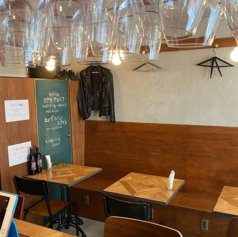 2名様かけテーブルございます。