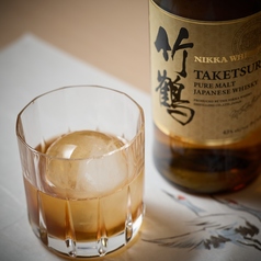 料理に合うお酒のラインナップをご堪能ください。