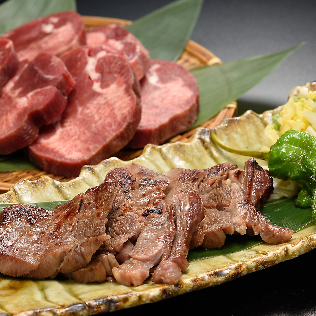 仙台名物、極上牛タン！噛めば噛むほど旨味が広がります♪飲み放題付きコースでもご堪能頂けます！