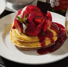 イチゴとハーゲンダッツ ストロベリーアイスクリームのパンケーキ