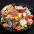 料理メニュー写真 こはるびよりの海鮮サラダ