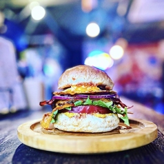 ベーコンエッグチーズバーガー