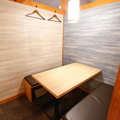 落ち着いたテーブルは2名～ご用意◎