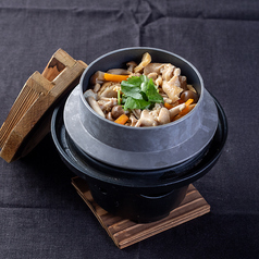 鶏五目の釜飯