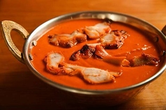 バターチキンなど7種の本格カレーをご用意です◎