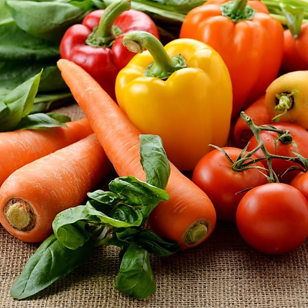 【女性に嬉しい】栄養価たっぷりの契約農家直送、旬の新鮮野菜をたっぷりとお召し上がりください。