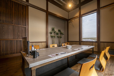 肉割烹やまきの雰囲気1