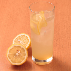 自家製はちみつレモネード