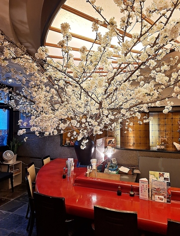 店長の提唱する和を基調とした創作料理「浜懐石」
