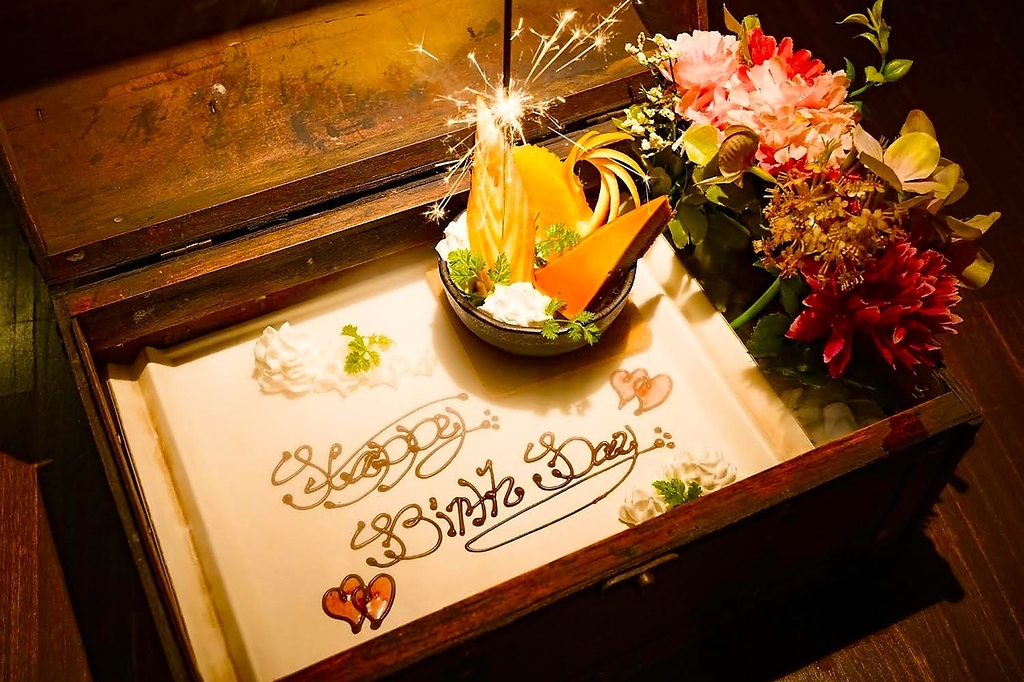 サプライズで「メッセージ付デザートプレート」をご提供