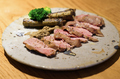 料理メニュー写真 猪ロース肉の低温調理