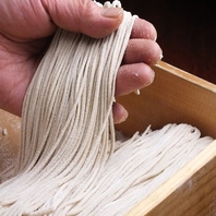 【手作りにこだわり・他店とは違う蕎麦の風味】